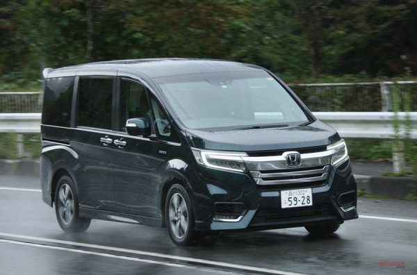 ステップワゴンにハイブリッド追加 ホンダセンシングも充実 9月にマイチェン予定 Autocar Japan