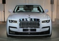 1/64 Rolls Royce Ghost シリアルナンバー入り - ミニカー