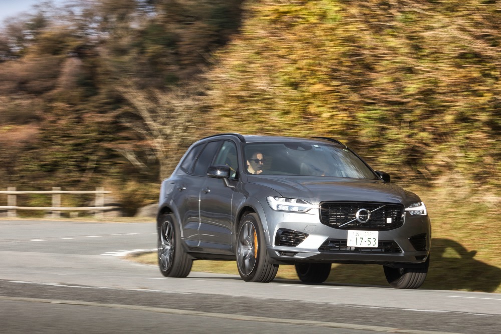 XC60 T8ポールスター・エンジニアード