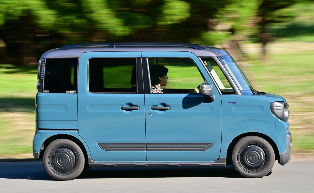 画像 写真 車中泊のお供に スズキ純正カータープ スペーシア ギアで検証 Autocar Japan