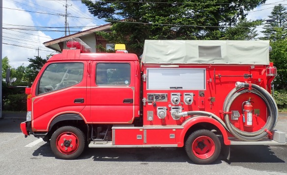 画像・写真 | 走行1.3万km 4.9Lディーゼル搭載、日野消防ポンプ車 官公庁オークションに 長野・軽井沢町 | AUTOCAR JAPAN