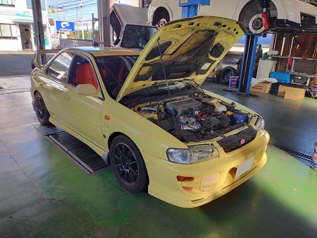 GC8型スバル・インプレッサWRX STIはアイドリング不調、エアコンとロールバルブ固着 | スペシャルショップ | AUTOCAR JAPAN