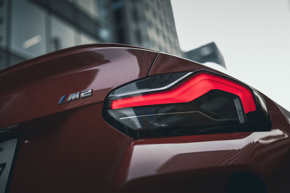 BMW M2クーペ（8速AT）