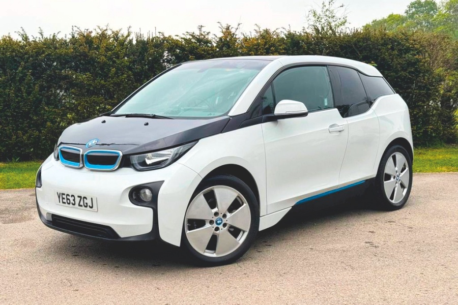 BMW i3 レンジエクステンダー（2013年式／英国仕様）