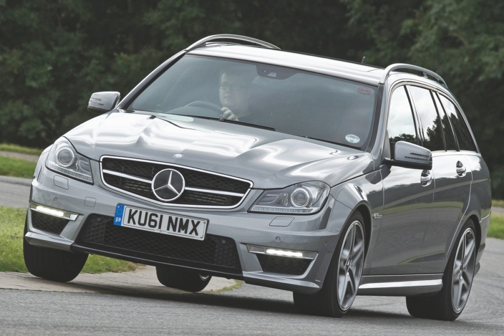 メルセデス・ベンツC 63 AMG ステーションワゴン（S204／2008〜2015年／英国仕様）