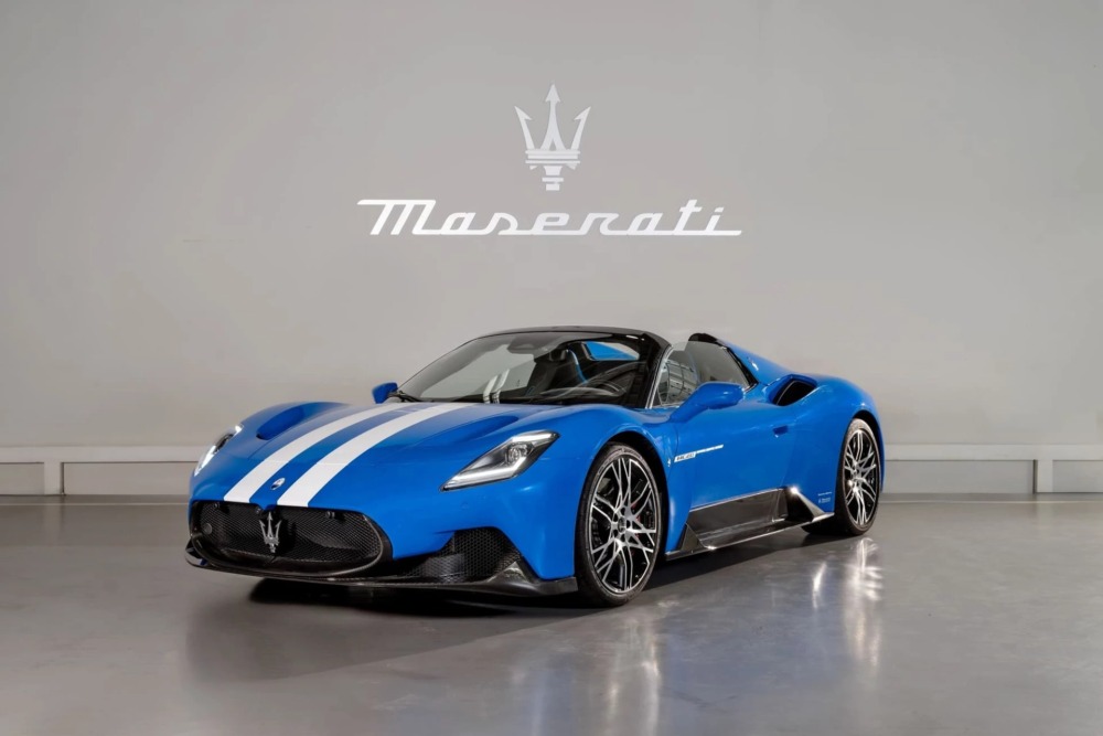 マセラティ「MC20 Maserati per Maserati」を納車。