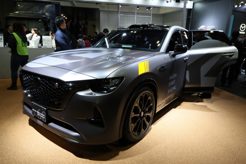 同じく東京オートサロン2025でマツダはCX-60ラリーコンセプトを出展。